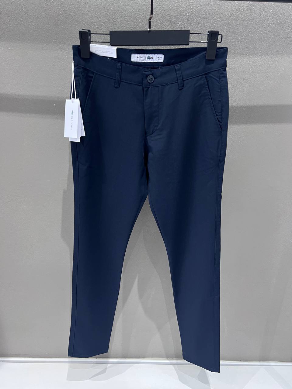 LACOSTE LACİVERT RENK KLASİK YANCEP ULTURA İNCE FİTİLLİ GABARDİN